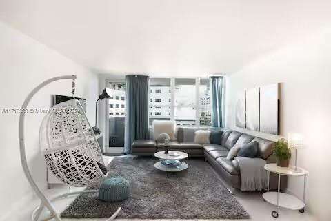 Decoplage at 100 Lincoln Rd, Miami Beach, FL 33139 - For Rent photo 4