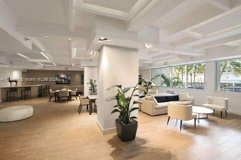 Decoplage at 100 Lincoln Rd, Miami Beach, FL 33139 - For Rent photo 32