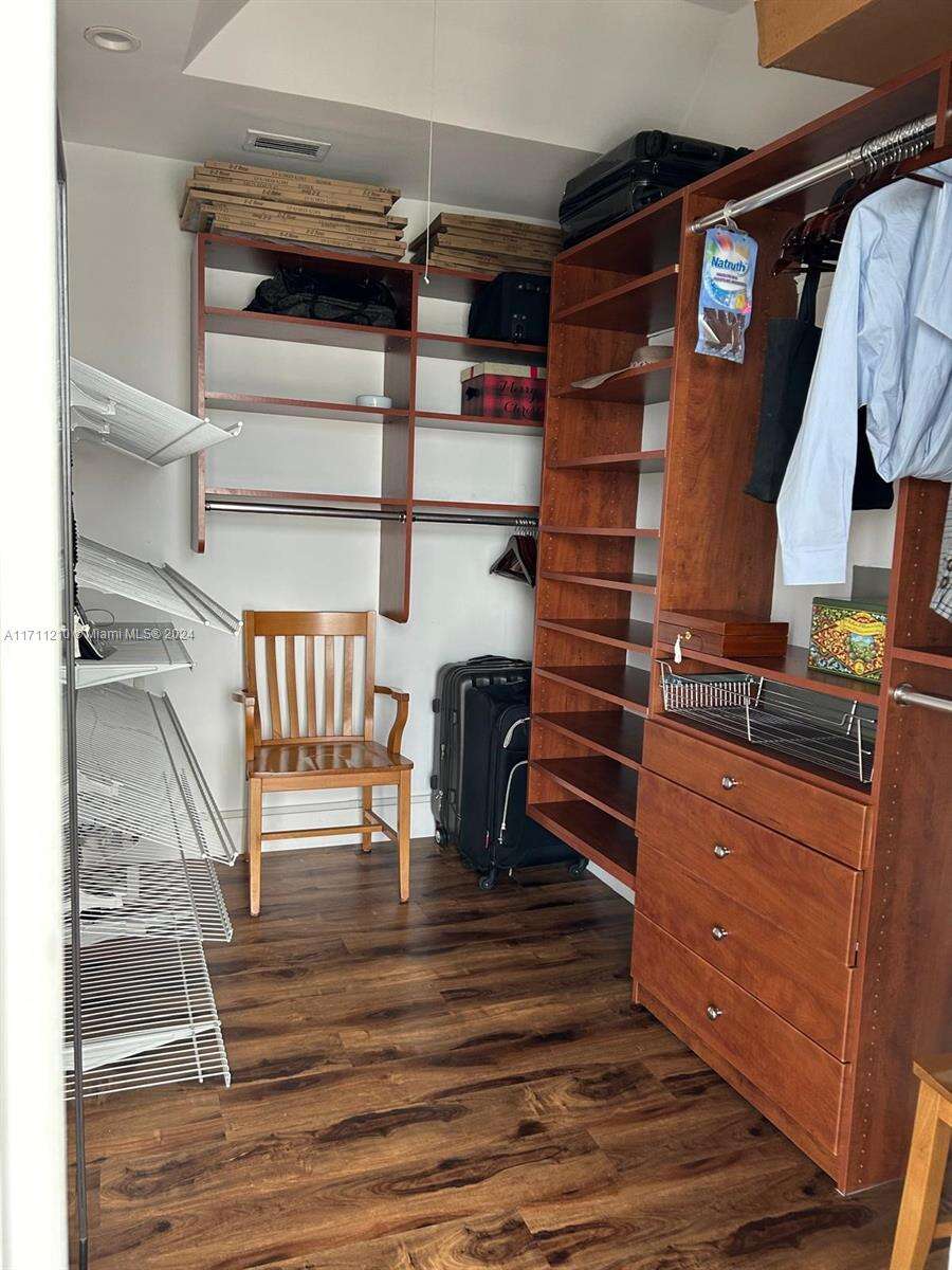Decoplage at 100 Lincoln Rd, Miami Beach, FL 33139 - For Rent photo 25