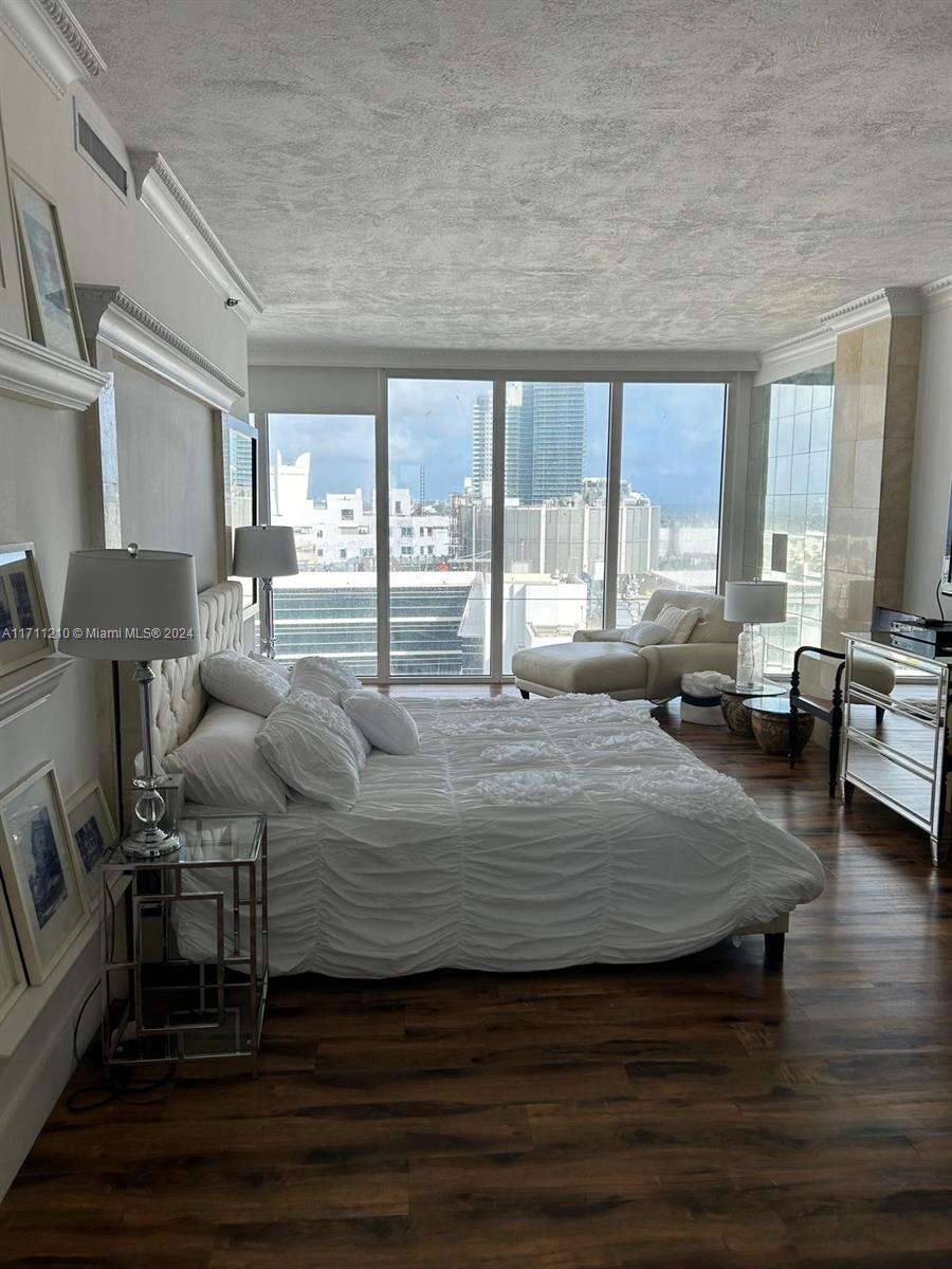 Decoplage at 100 Lincoln Rd, Miami Beach, FL 33139 - For Rent photo 27