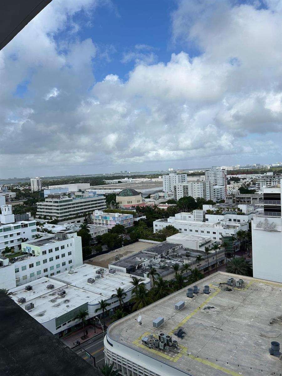 Decoplage at 100 Lincoln Rd, Miami Beach, FL 33139 - For Rent photo 34