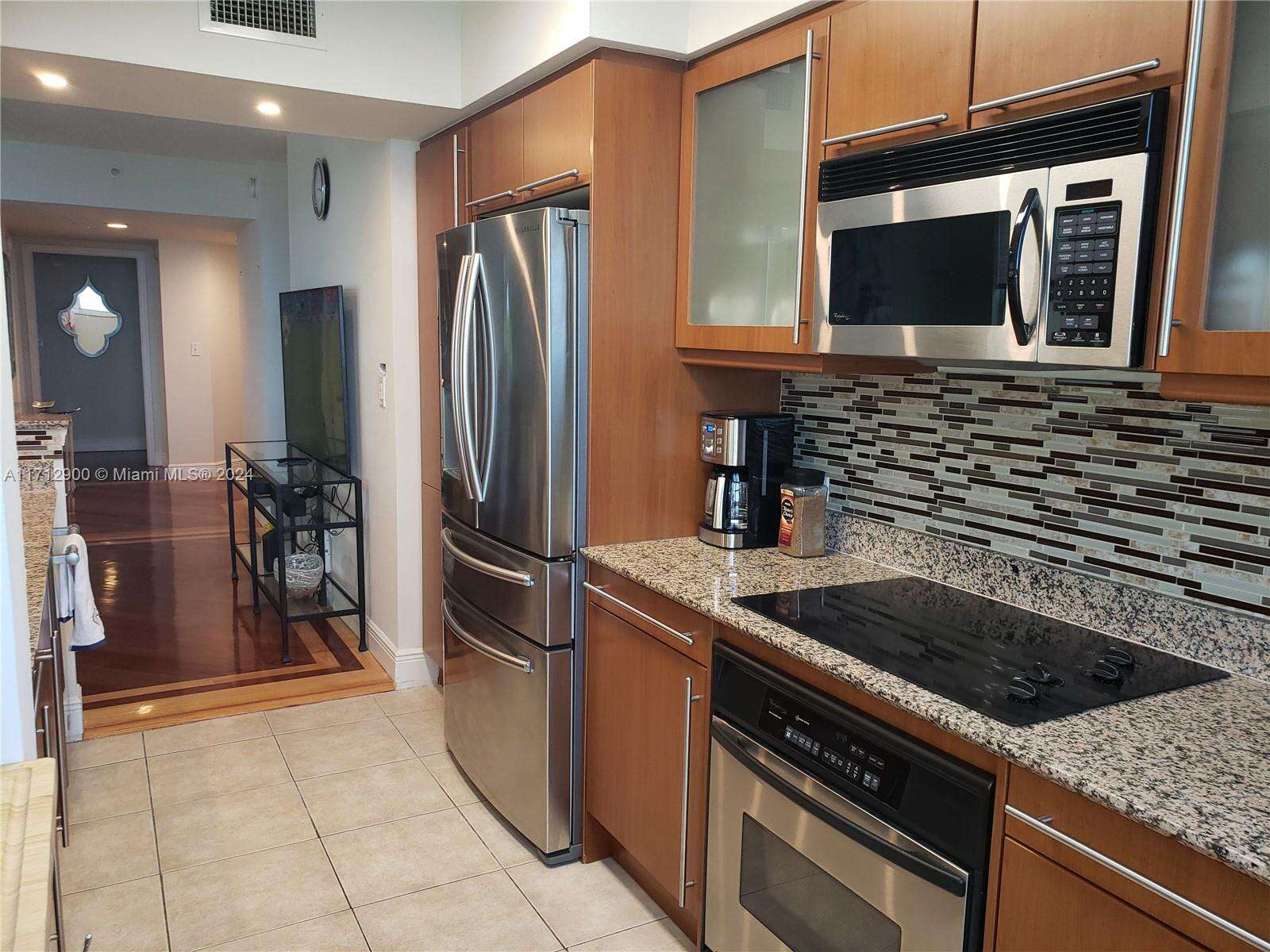 2080 Ocean Dr, Hallandale Beach, FL 33009 - For Rent photo 19