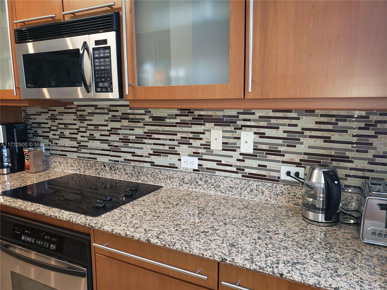 2080 Ocean Dr, Hallandale Beach, FL 33009 - For Rent photo 21