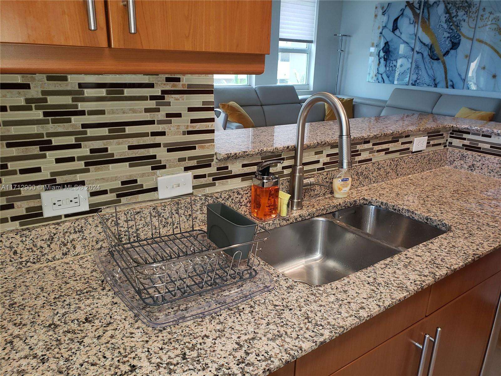 2080 Ocean Dr, Hallandale Beach, FL 33009 - For Rent photo 22