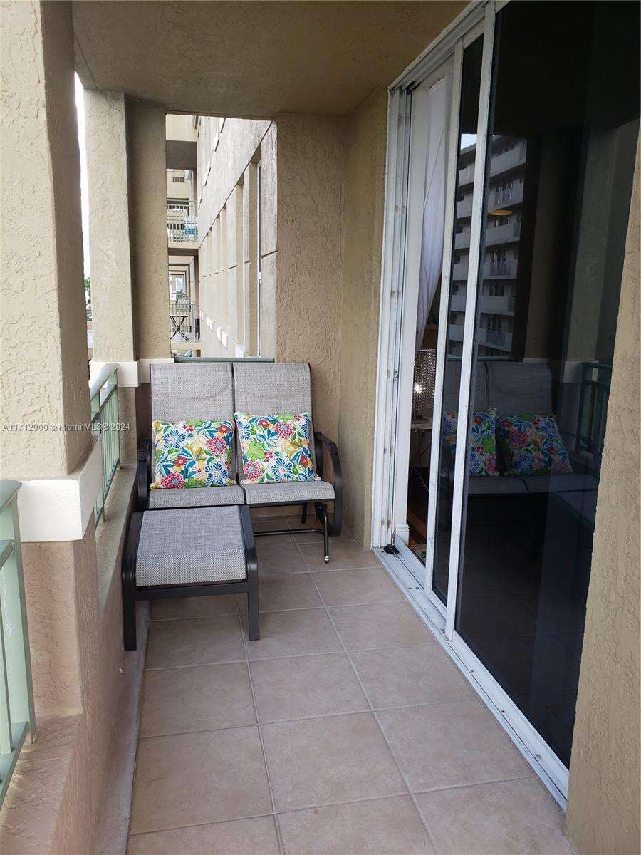 2080 Ocean Dr, Hallandale Beach, FL 33009 - For Rent photo 38