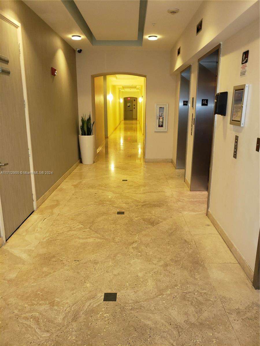2080 Ocean Dr, Hallandale Beach, FL 33009 - For Rent photo 48