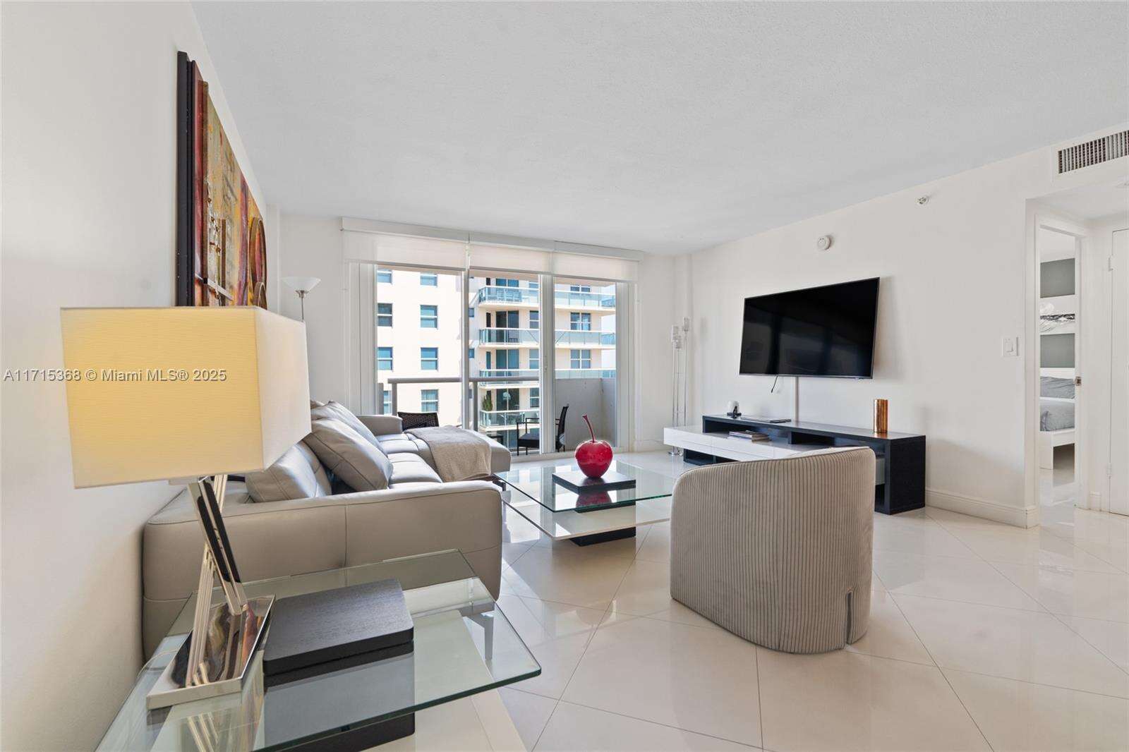 Carlisle On The Ocean at 9195 Collins Ave, Surfside, FL 33154 - For Rent photo 6