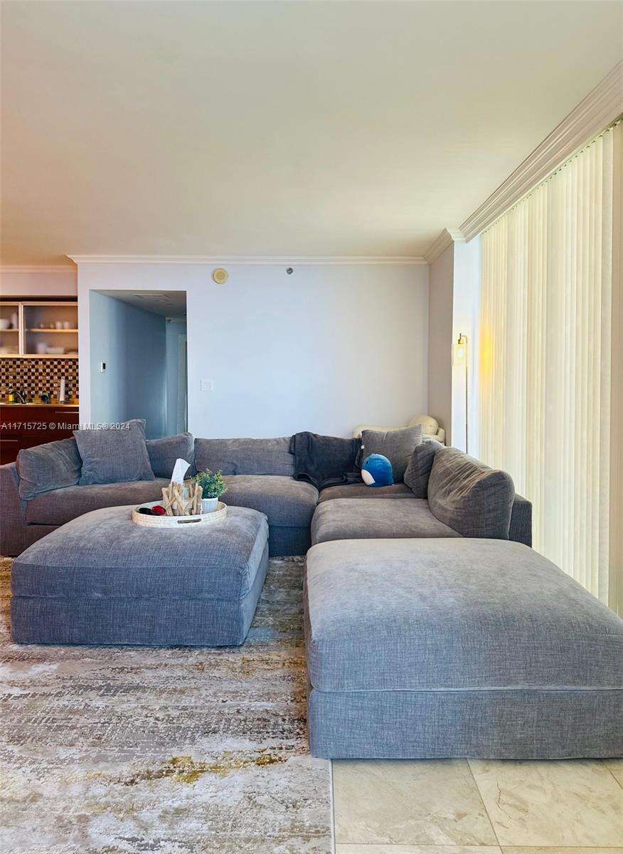 The Beach Club at 1850 Ocean Dr, Hallandale Beach, FL 33009 - For Rent photo 10