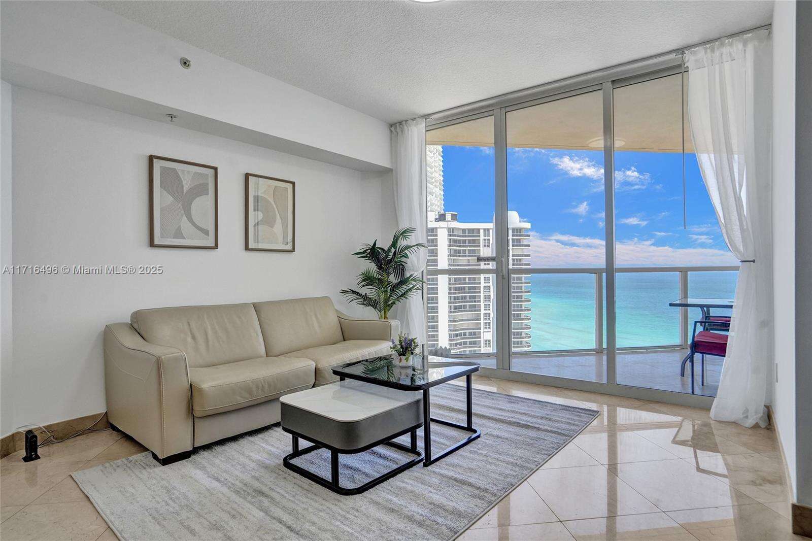 La Perla at 16699 Collins Ave, Sunny Isles Beach, FL 33160 - For Rent photo 1