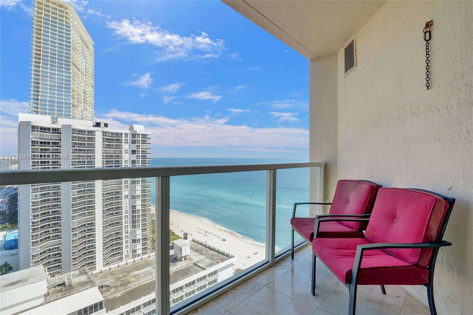 La Perla at 16699 Collins Ave, Sunny Isles Beach, FL 33160 - For Rent photo 26