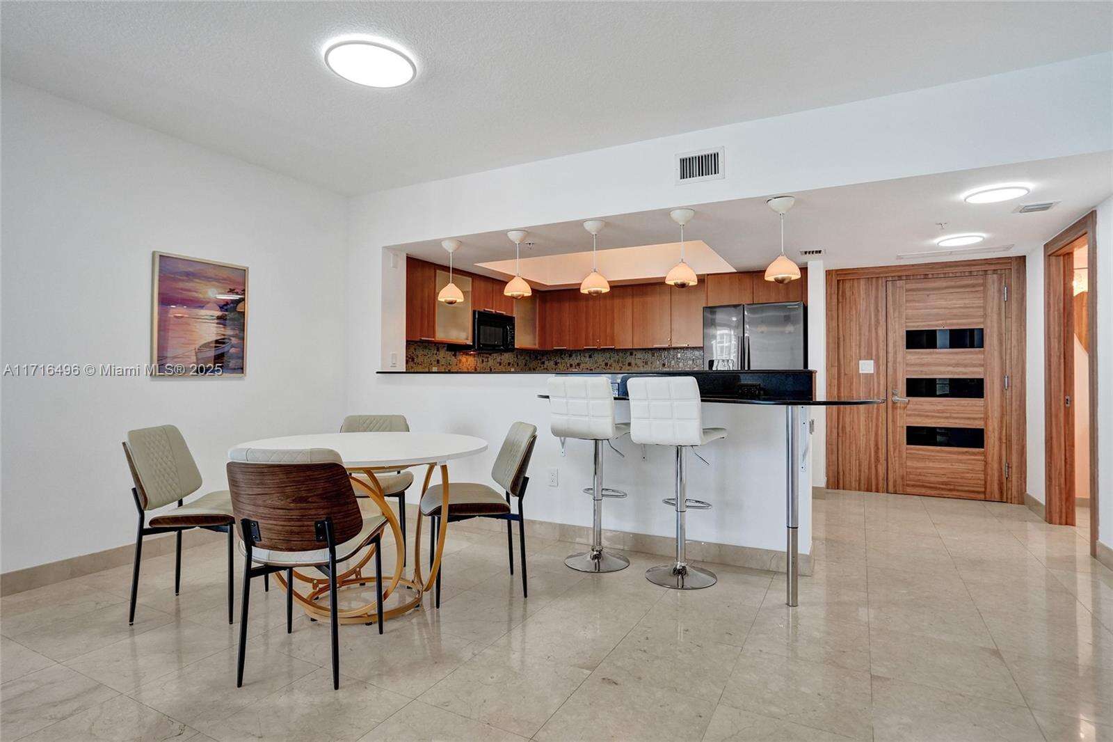 La Perla at 16699 Collins Ave, Sunny Isles Beach, FL 33160 - For Rent photo 8