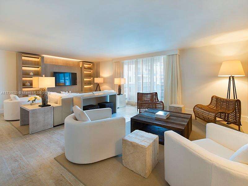 1 Hotel & Homes at 102 24 St, Miami Beach, FL 33139 - For Rent photo 1