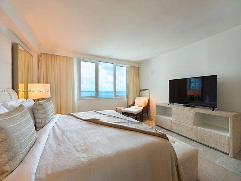 1 Hotel & Homes at 102 24 St, Miami Beach, FL 33139 - For Rent photo 11