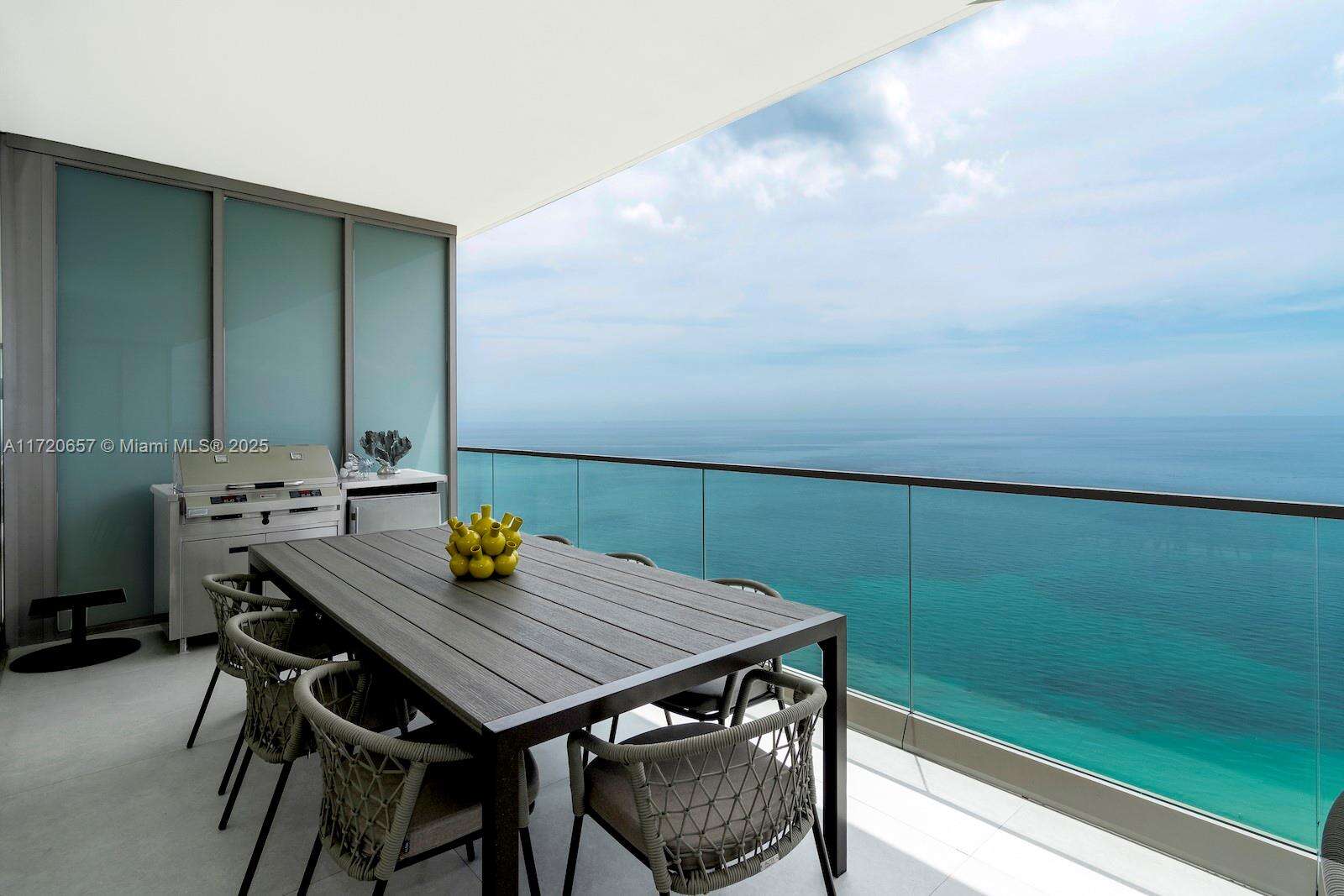 Armani Casa at 18975 Collins Ave, Sunny Isles Beach, FL 33160 - For Rent photo 2