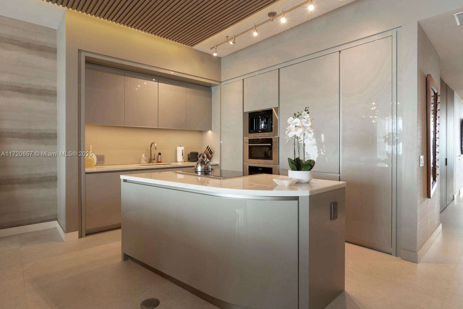 Armani Casa at 18975 Collins Ave, Sunny Isles Beach, FL 33160 - For Rent photo 18