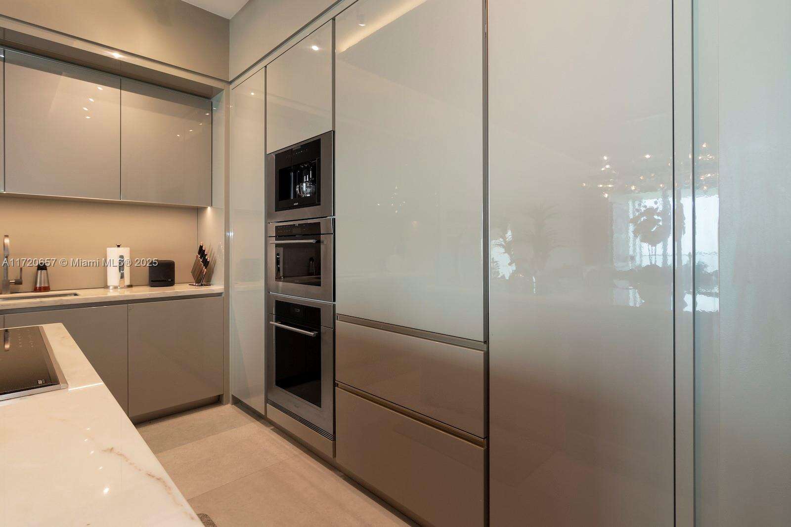 Armani Casa at 18975 Collins Ave, Sunny Isles Beach, FL 33160 - For Rent photo 22