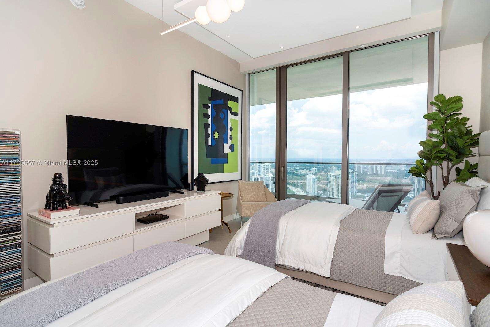 Armani Casa at 18975 Collins Ave, Sunny Isles Beach, FL 33160 - For Rent photo 43