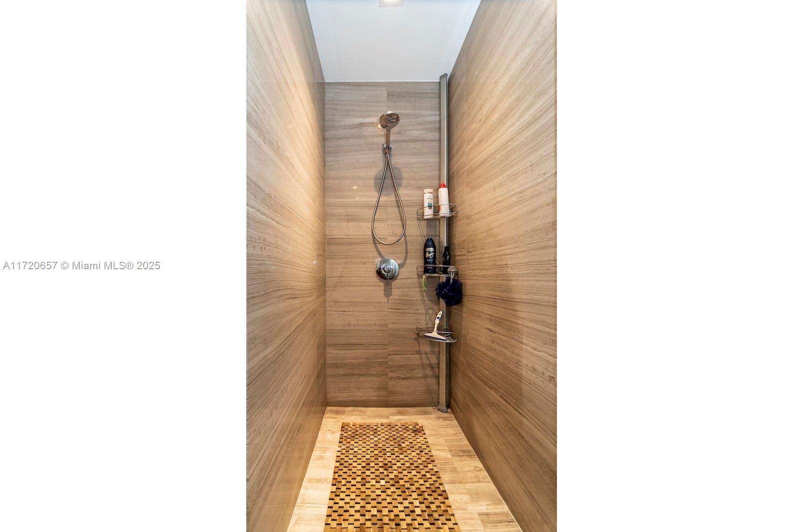 Armani Casa at 18975 Collins Ave, Sunny Isles Beach, FL 33160 - For Rent photo 46