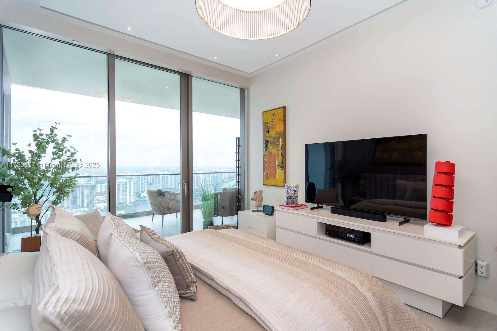 Armani Casa at 18975 Collins Ave, Sunny Isles Beach, FL 33160 - For Rent photo 49