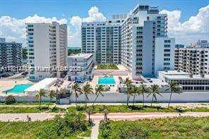 The Carriage House at 5401 Collins Ave, Miami Beach, FL 33140 - For Rent photo 2