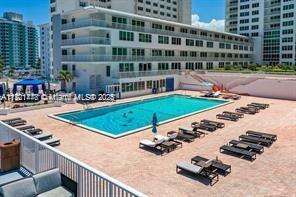 The Carriage House at 5401 Collins Ave, Miami Beach, FL 33140 - For Rent photo 14