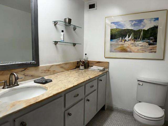 The Carriage House at 5401 Collins Ave, Miami Beach, FL 33140 - For Rent photo 20