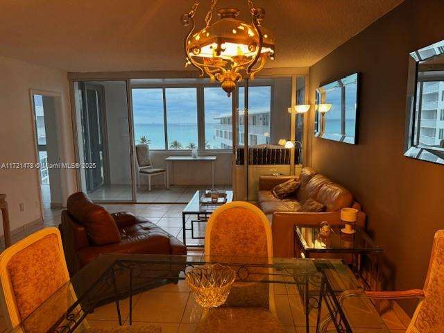 The Carriage House at 5401 Collins Ave, Miami Beach, FL 33140 - For Rent photo 22