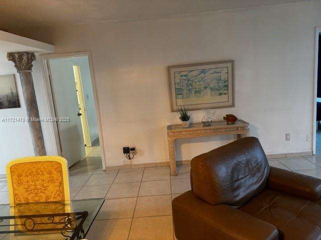 The Carriage House at 5401 Collins Ave, Miami Beach, FL 33140 - For Rent photo 25