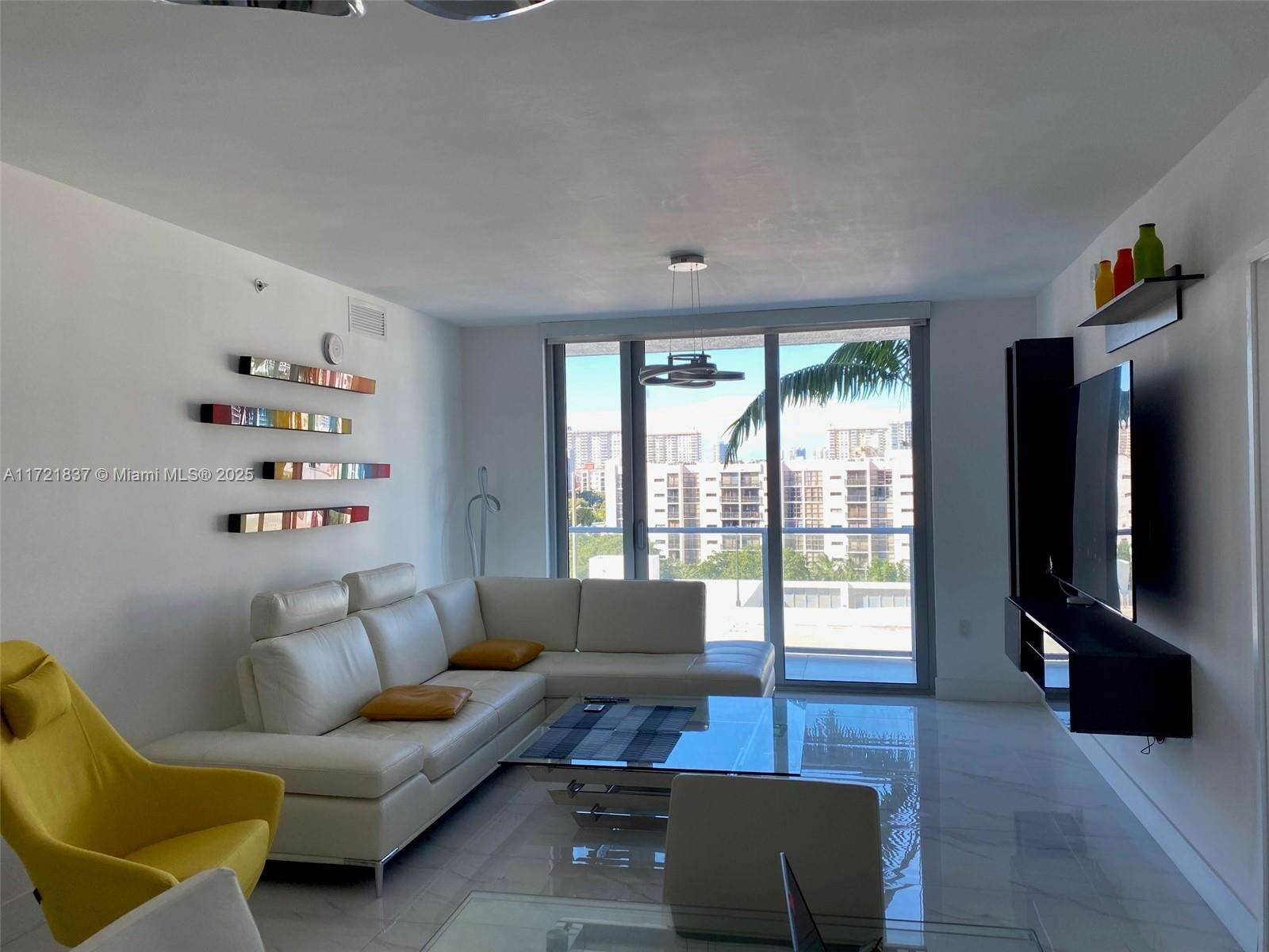 Parque Towers at 300 Sunny Isles Blvd, Sunny Isles Beach, FL 33160 - For Rent photo 3