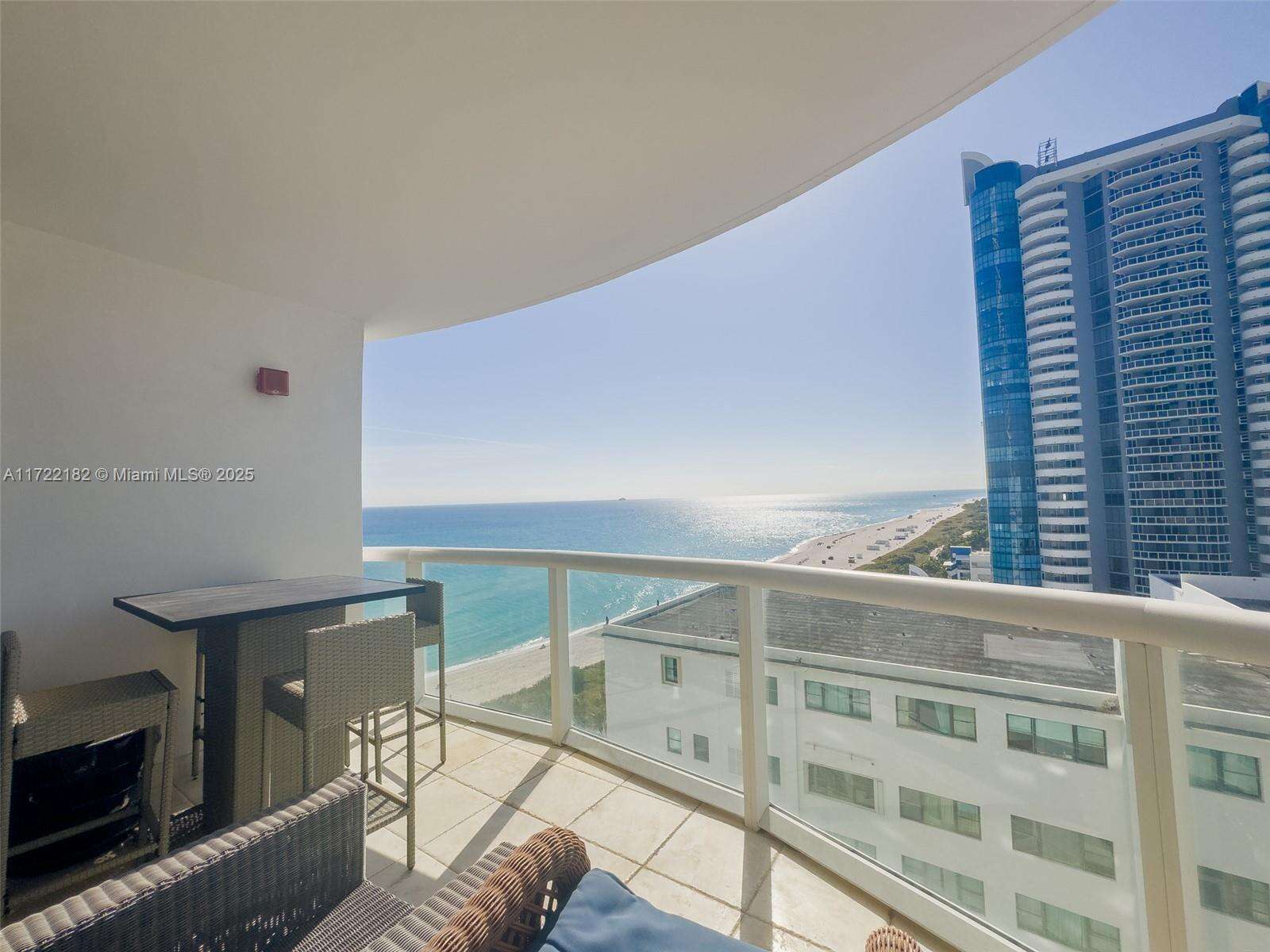 Akoya at 6365 Collins Ave, Miami Beach, FL 33141 - For Rent photo 13