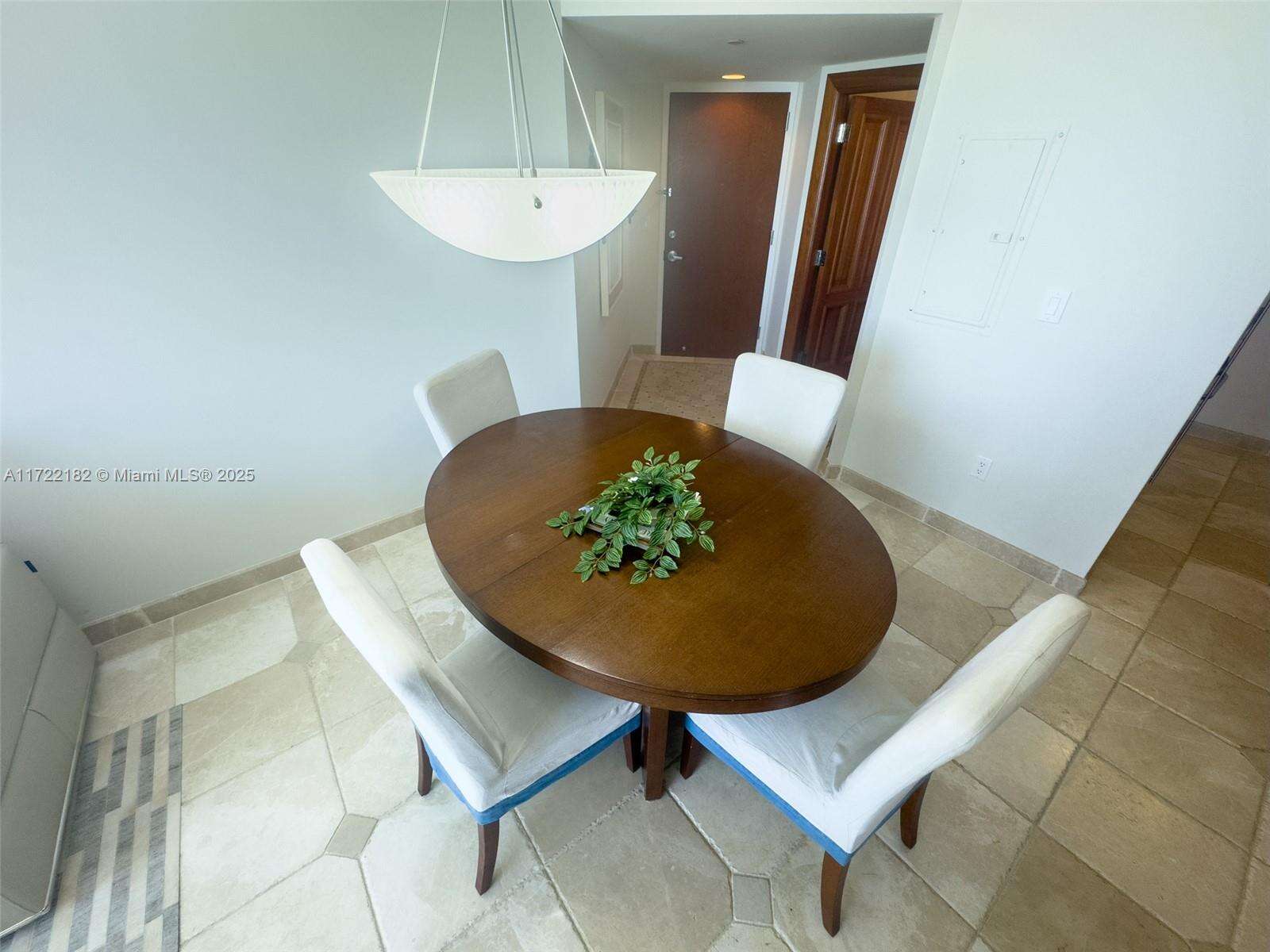 Akoya at 6365 Collins Ave, Miami Beach, FL 33141 - For Rent photo 7