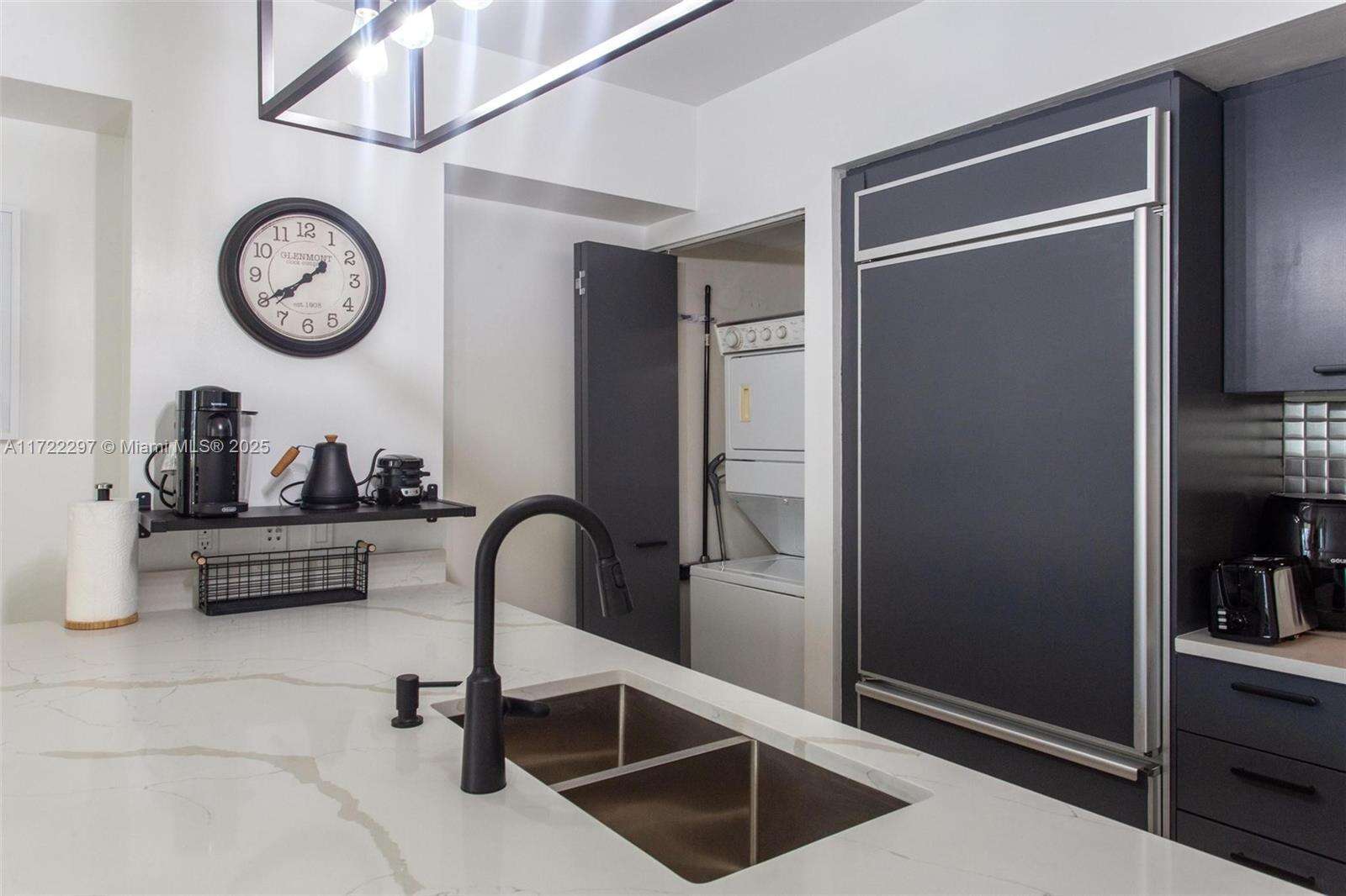 The Beach Club Two at 1830 Ocean Dr, Hallandale Beach, FL 33009 - For Rent photo 11