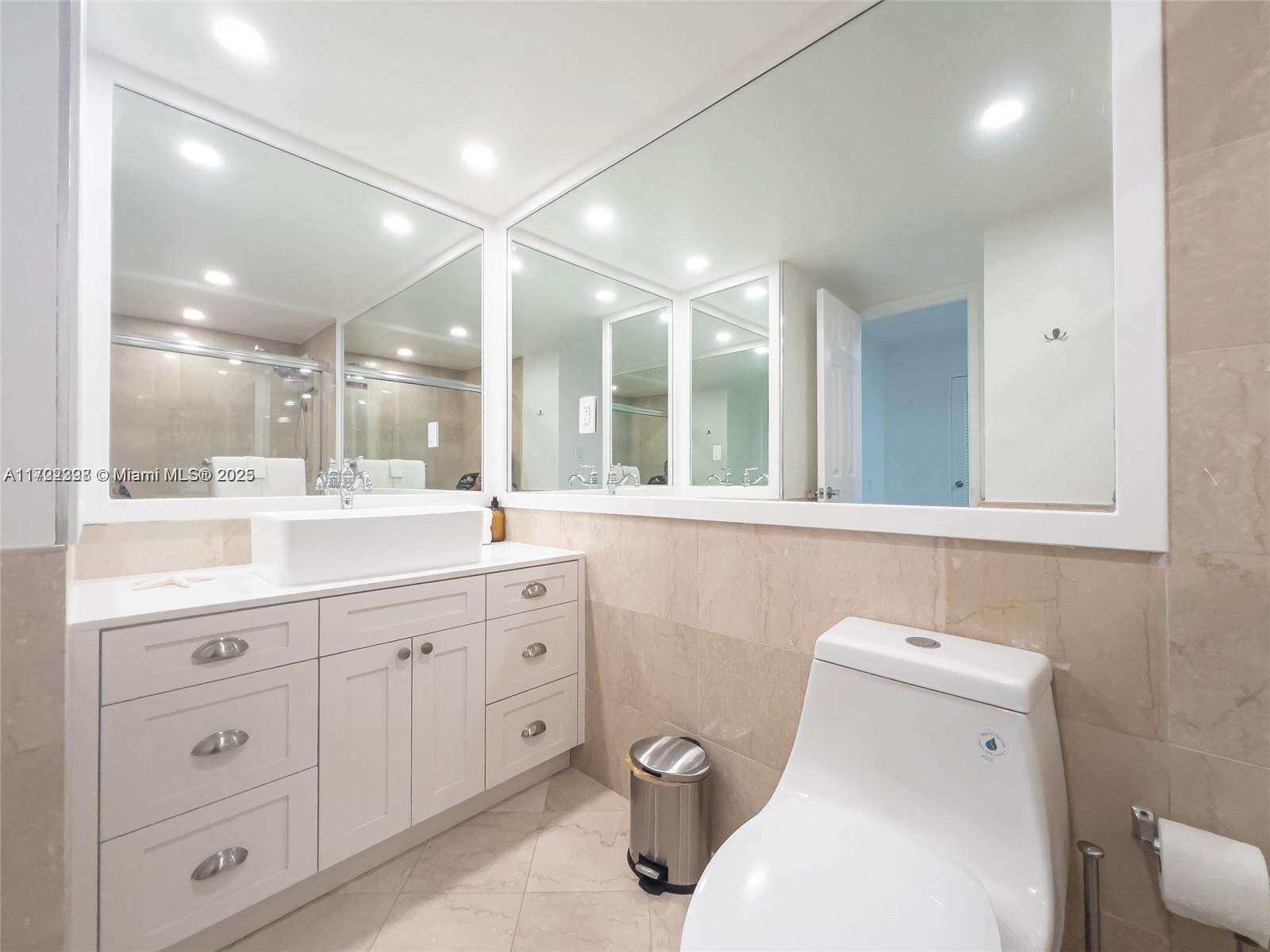 Seacoast 5151 at 5161 Collins Ave, Miami Beach, FL 33140 - For Rent photo 13