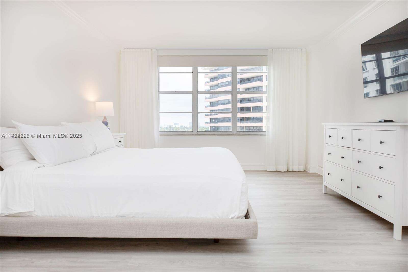 Seacoast 5151 at 5161 Collins Ave, Miami Beach, FL 33140 - For Rent photo 18