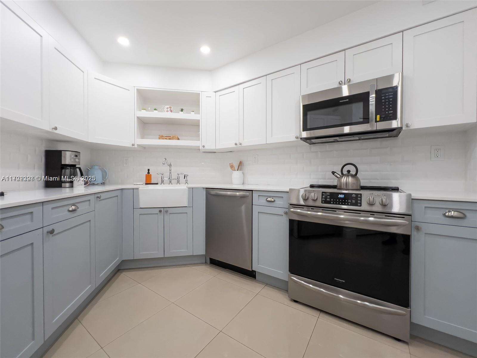 Seacoast 5151 at 5161 Collins Ave, Miami Beach, FL 33140 - For Rent photo 22