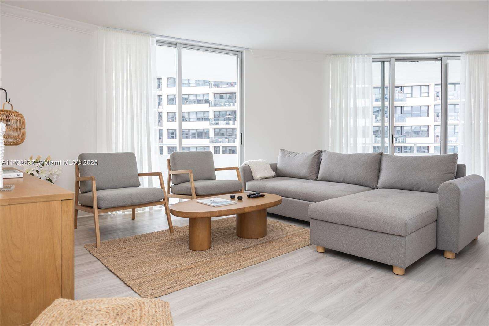 Seacoast 5151 at 5161 Collins Ave, Miami Beach, FL 33140 - For Rent photo 32
