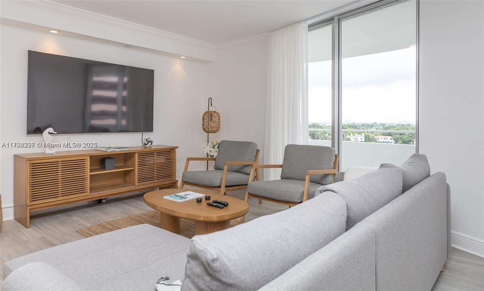 Seacoast 5151 at 5161 Collins Ave, Miami Beach, FL 33140 - For Rent photo 34