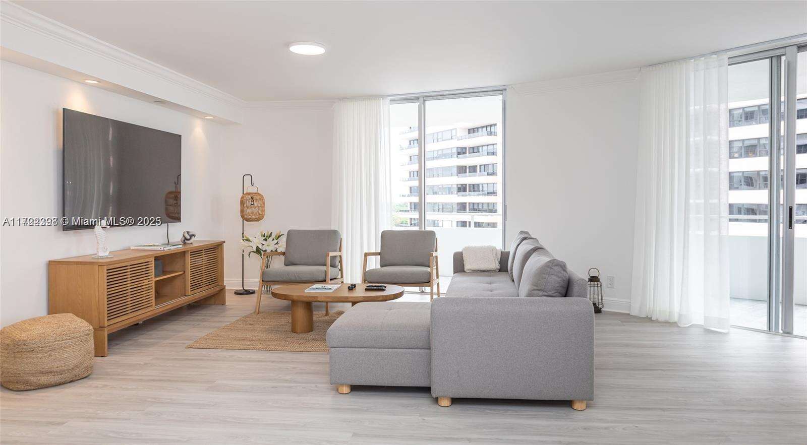 Seacoast 5151 at 5161 Collins Ave, Miami Beach, FL 33140 - For Rent photo 35