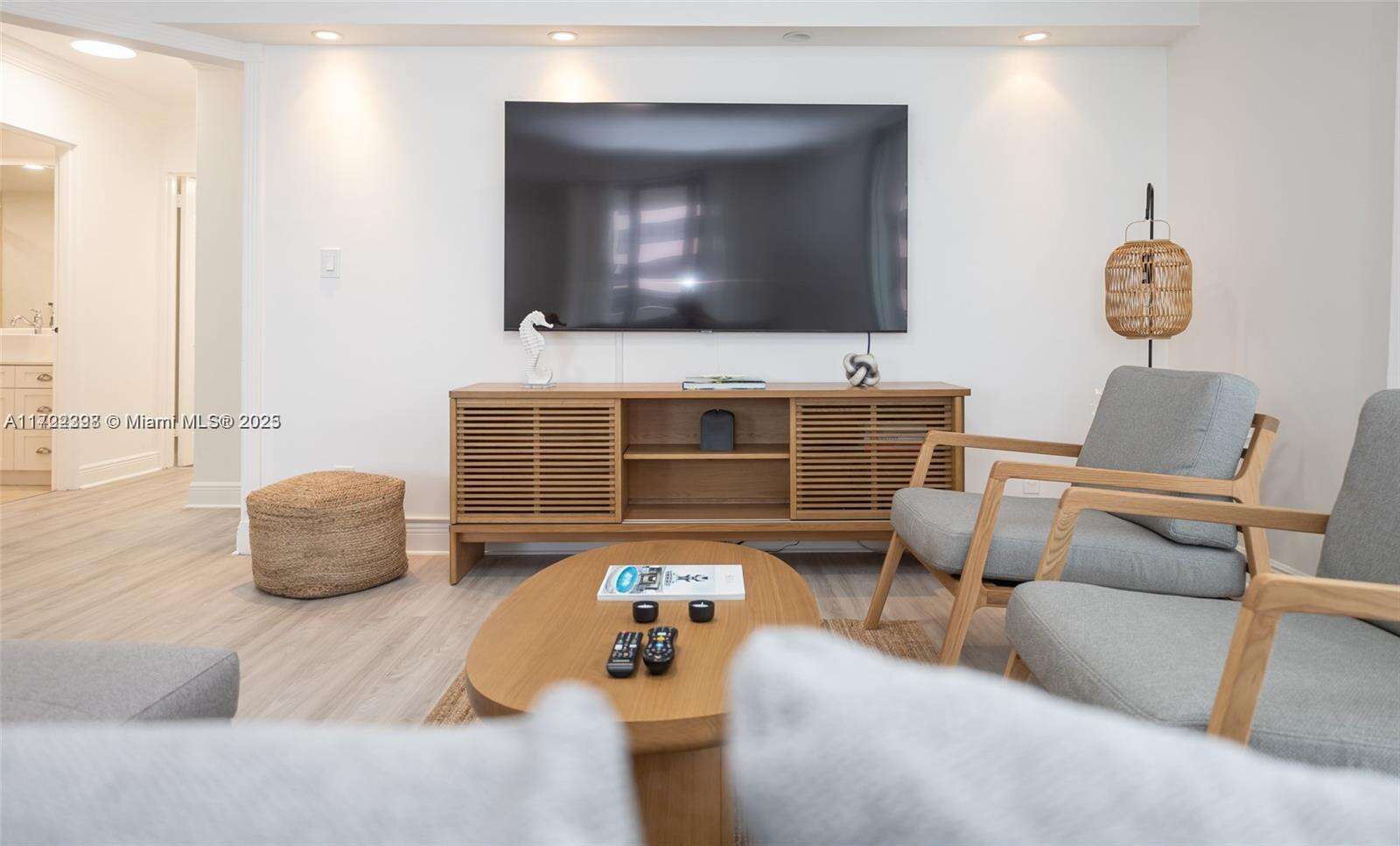 Seacoast 5151 at 5161 Collins Ave, Miami Beach, FL 33140 - For Rent photo 37