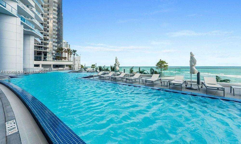 Jade Beach at 17001 Collins Ave, Sunny Isles Beach, FL 33160 - For Rent photo 18