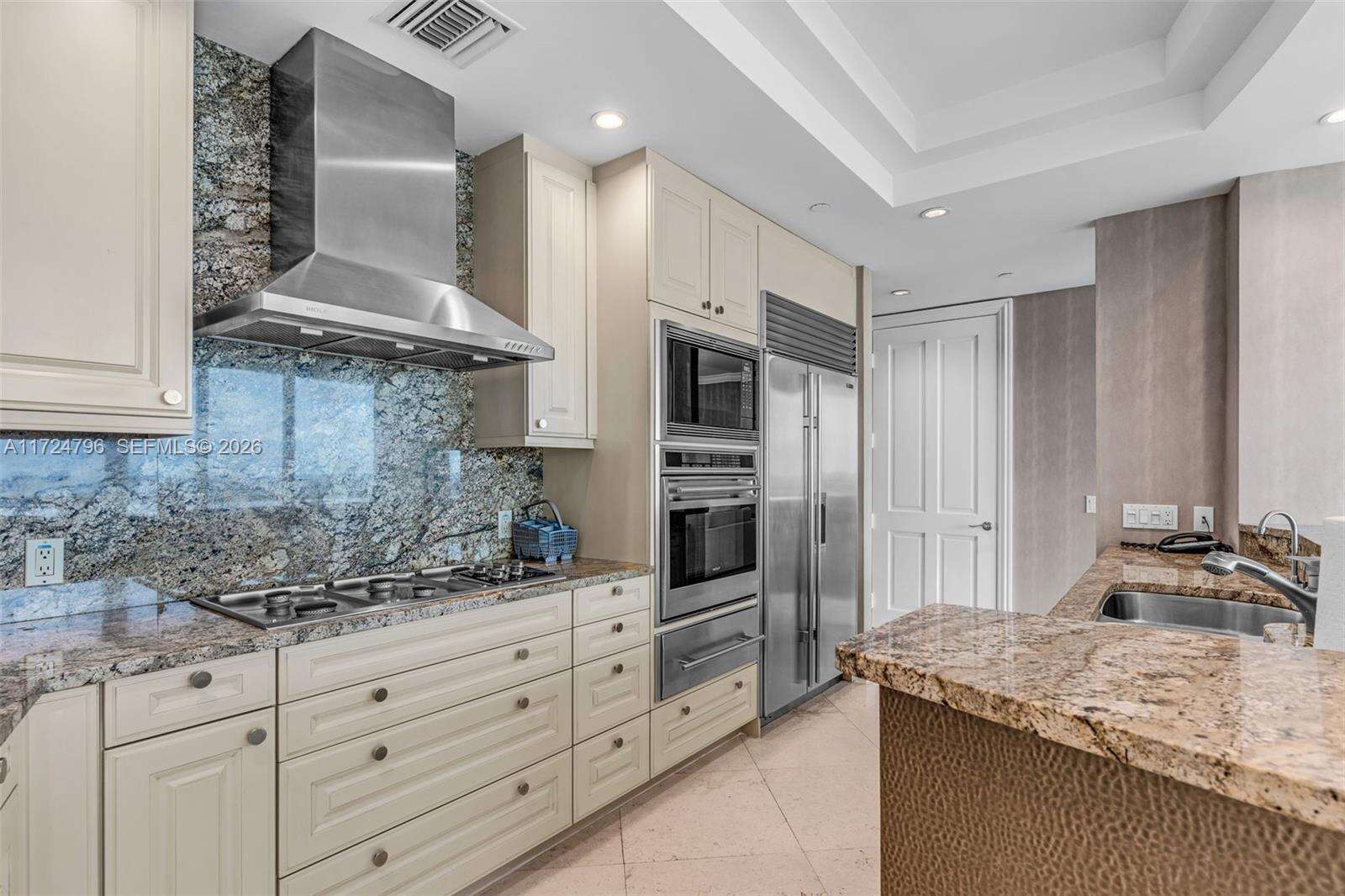 The Ritz Carlton Condos For Sale & Rent at 10295 Collins Ave, Bal Harbour, FL 33154 - For Rent photo 17