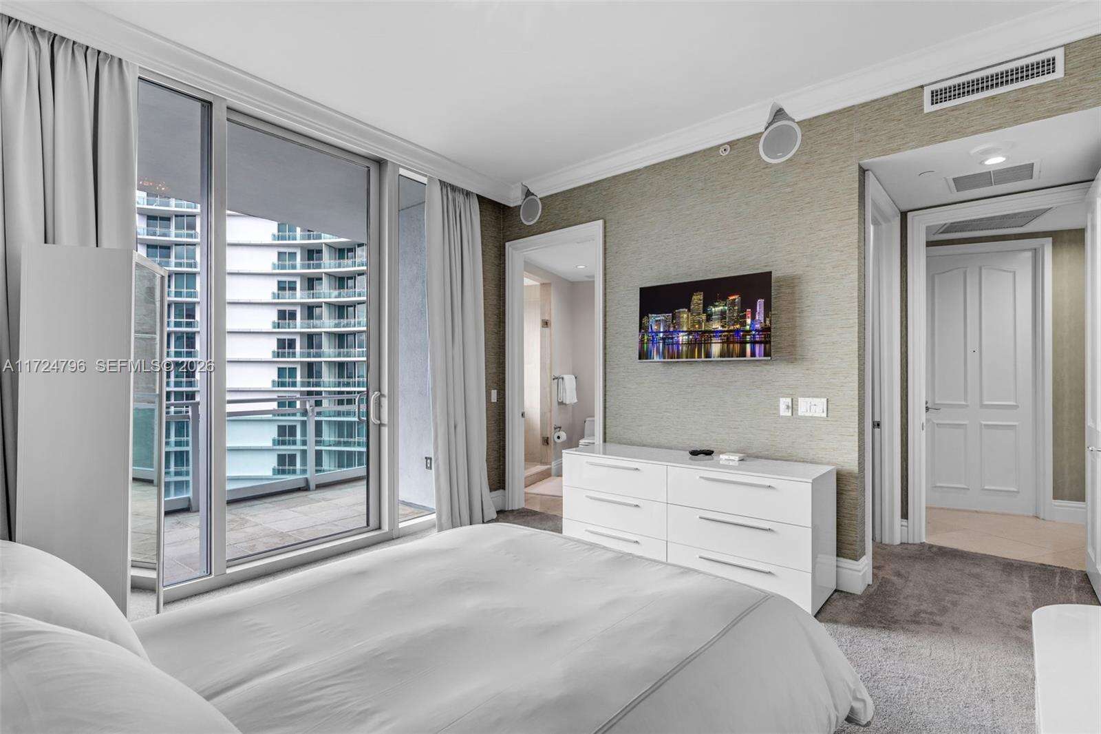 The Ritz Carlton Condos For Sale & Rent at 10295 Collins Ave, Bal Harbour, FL 33154 - For Rent photo 27