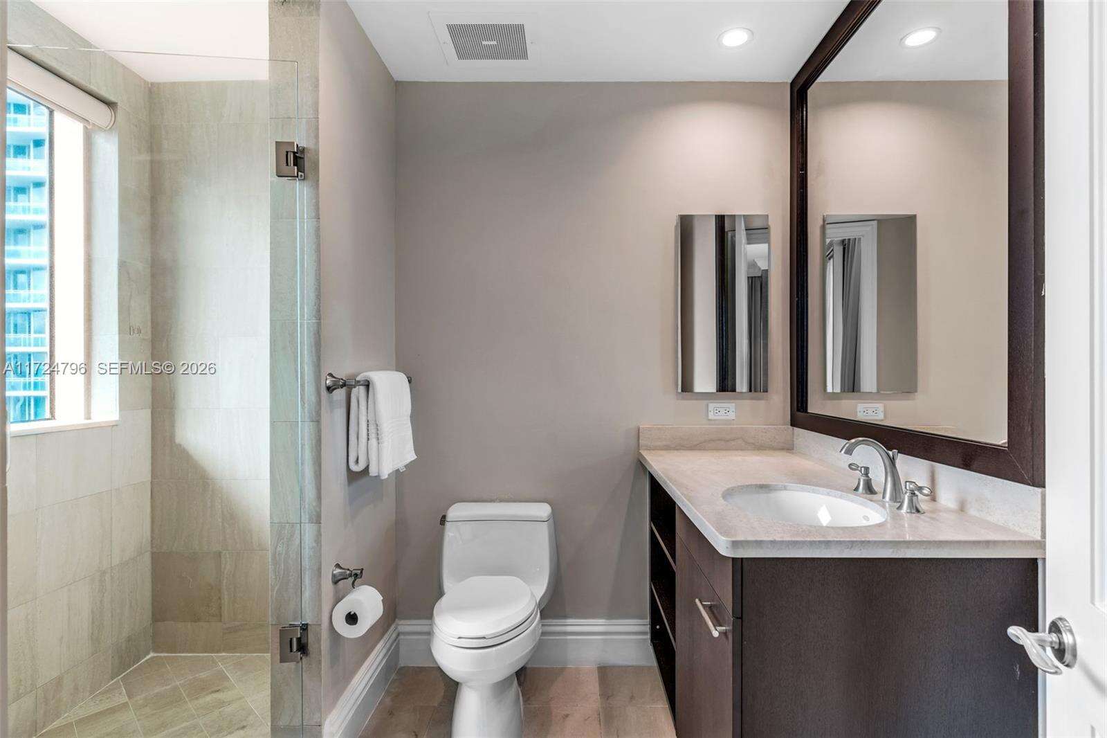 The Ritz Carlton Condos For Sale & Rent at 10295 Collins Ave, Bal Harbour, FL 33154 - For Rent photo 28