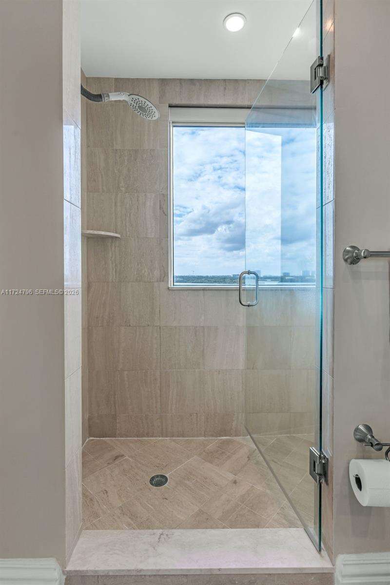The Ritz Carlton Condos For Sale & Rent at 10295 Collins Ave, Bal Harbour, FL 33154 - For Rent photo 29