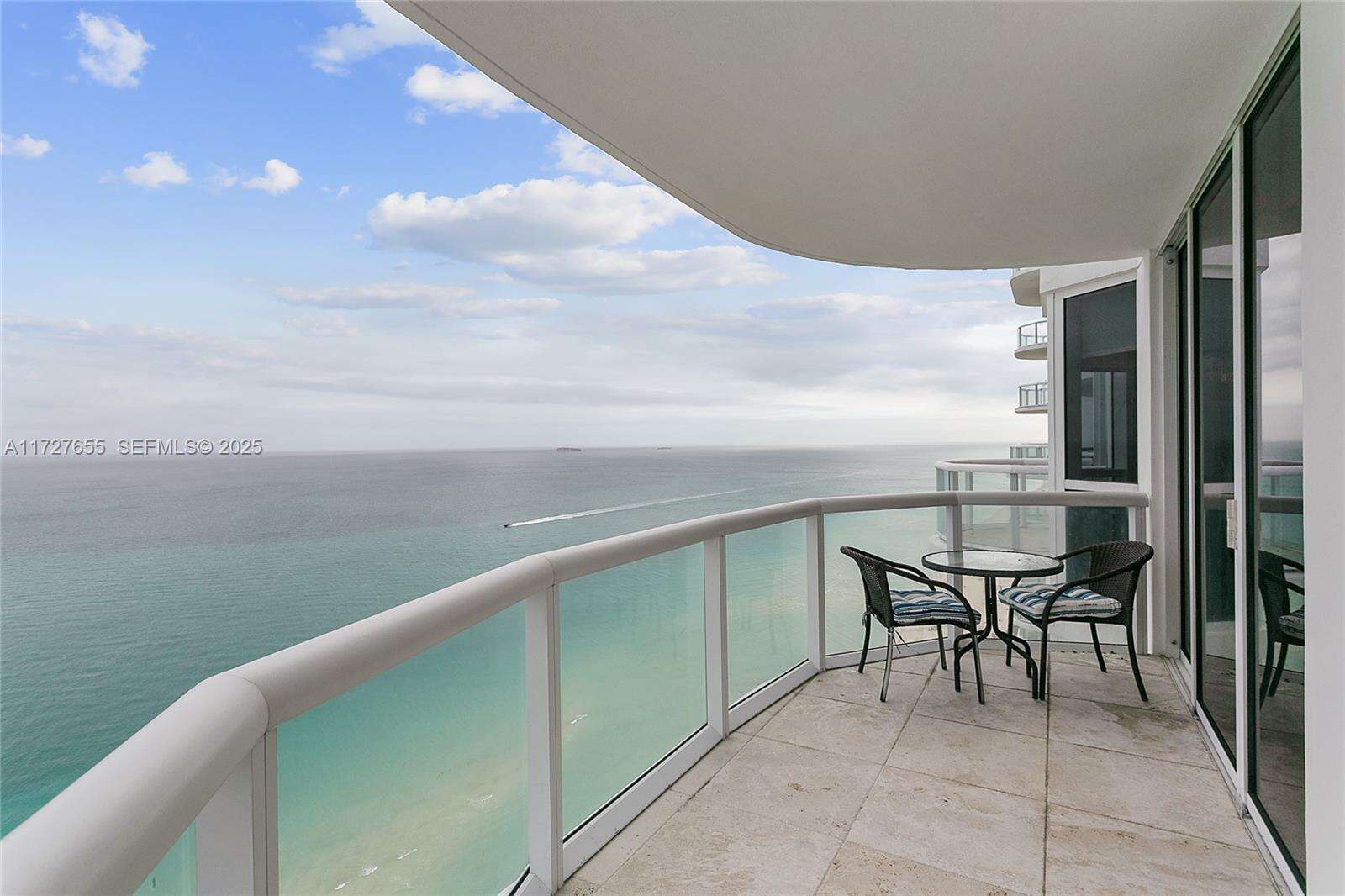 Akoya at 6365 Collins Ave, Miami Beach, FL 33141 - For Rent photo 12