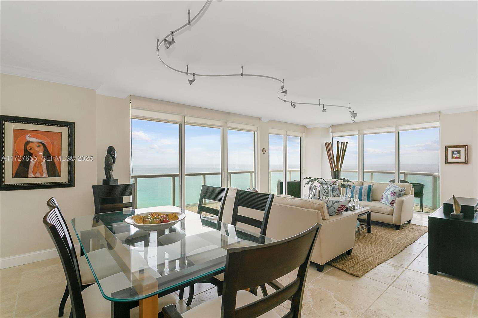 Akoya at 6365 Collins Ave, Miami Beach, FL 33141 - For Rent photo 6