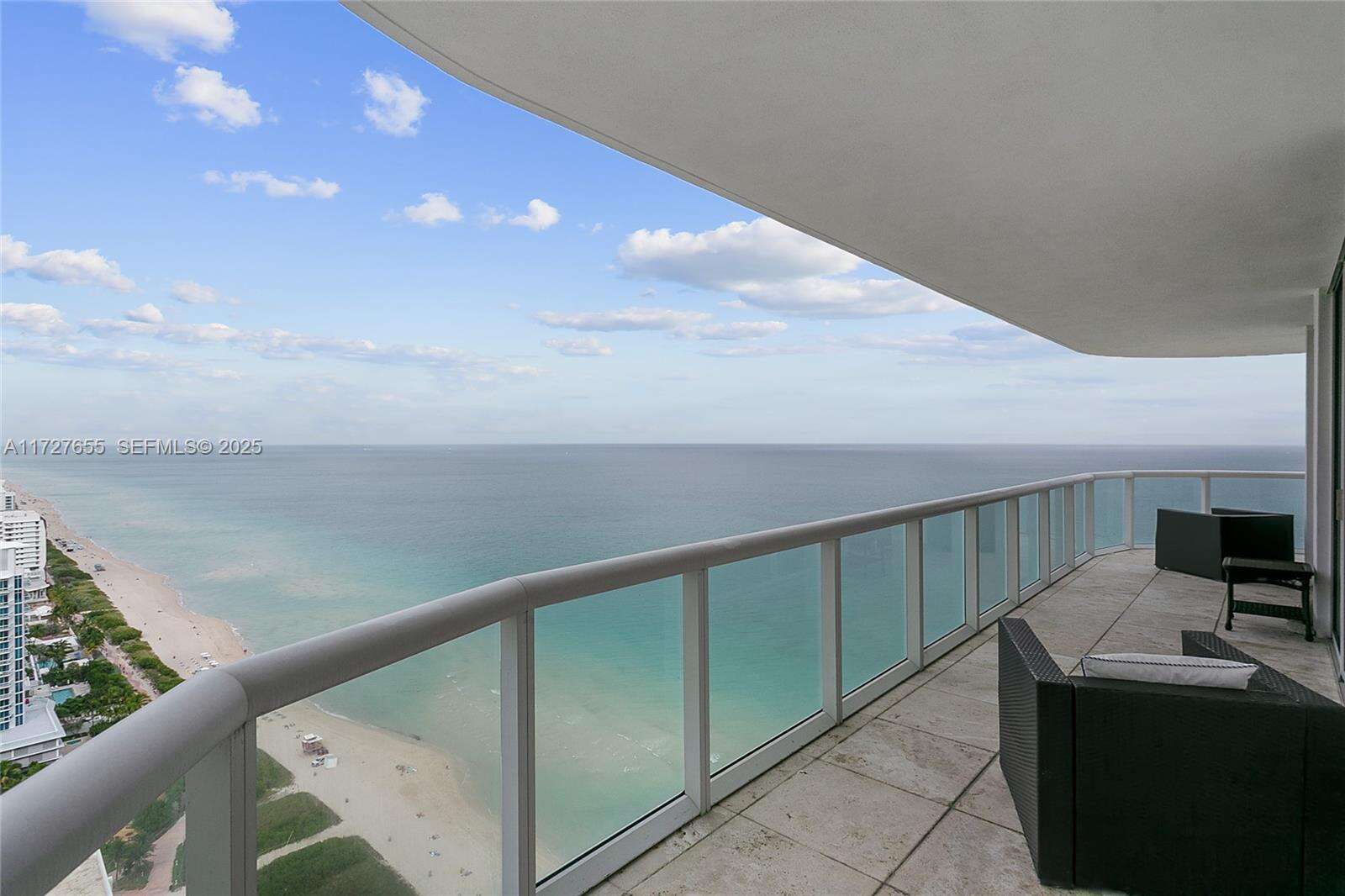 Akoya at 6365 Collins Ave, Miami Beach, FL 33141 - For Rent photo 9