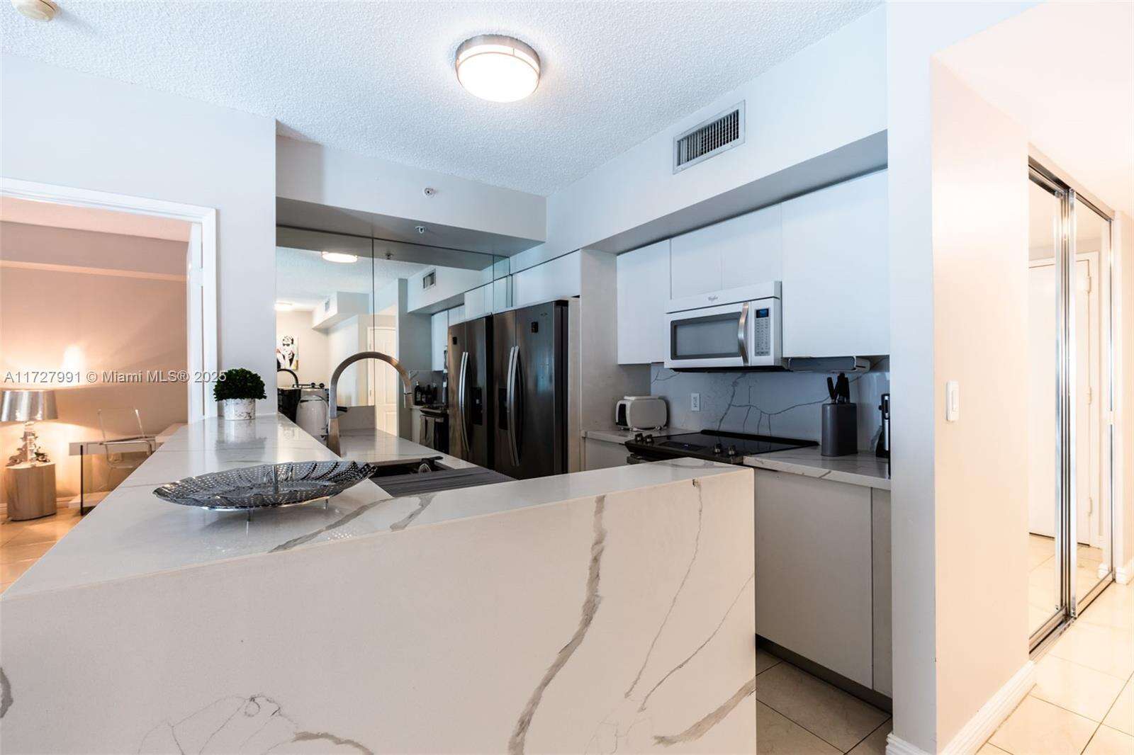 King David at 17555 Atlantic Blvd, Sunny Isles Beach, FL 33160 - For Rent photo 12