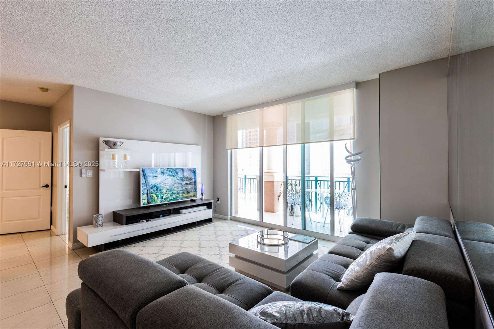 King David at 17555 Atlantic Blvd, Sunny Isles Beach, FL 33160 - For Rent photo 3