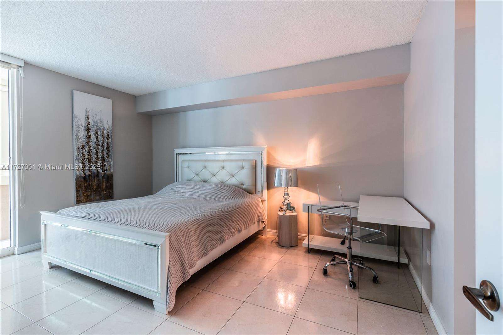 King David at 17555 Atlantic Blvd, Sunny Isles Beach, FL 33160 - For Rent photo 32